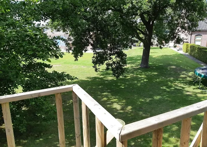 Treehouse Op Het Platteland Huize Ouwervelden * Plantage Centrum